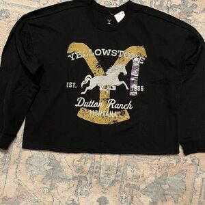 Yellowstone Dutton Ranch Women's Black Long Sleeve Pull Over‎ Montana Sweatshirt